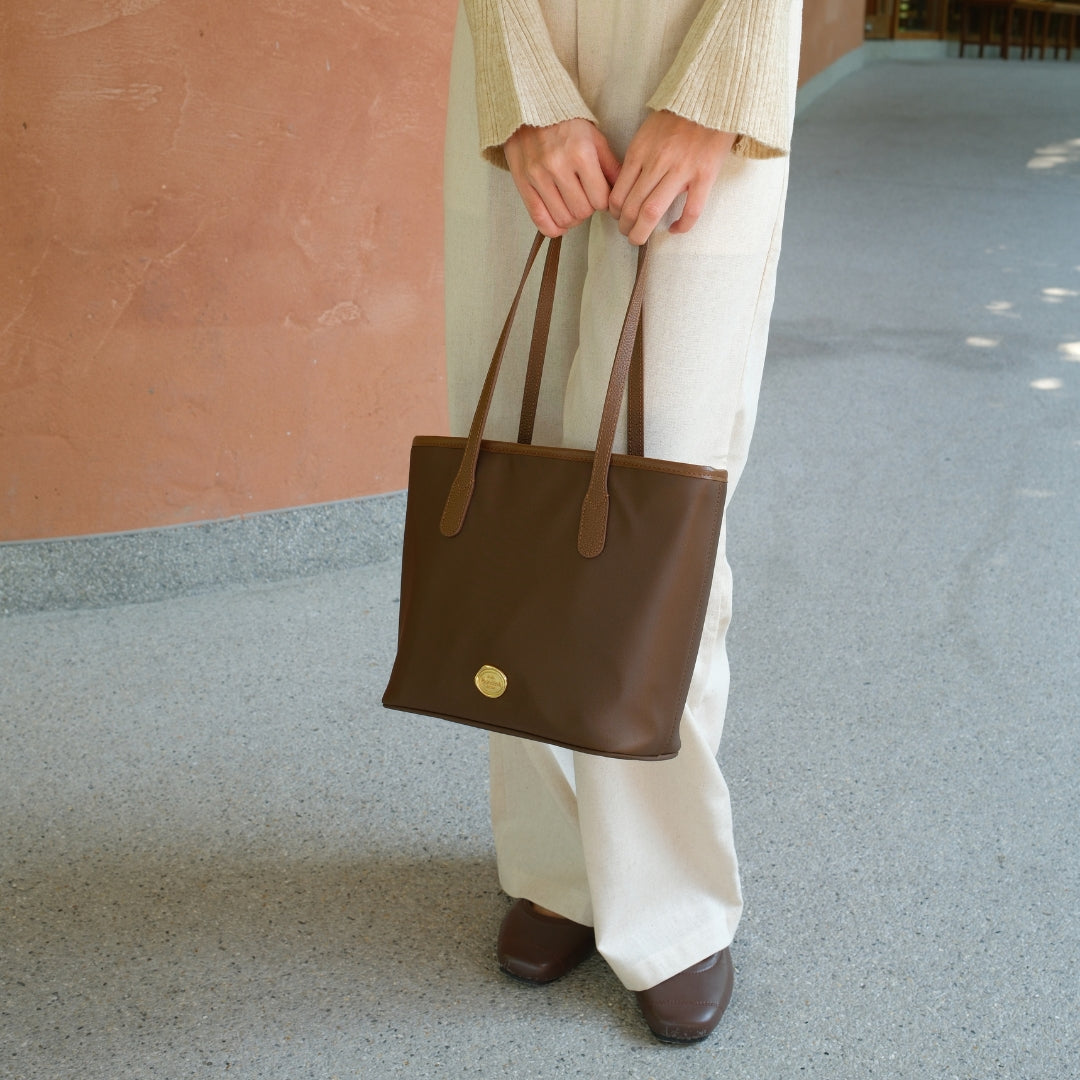 FAVE TOTE , Carry On arm tote bag