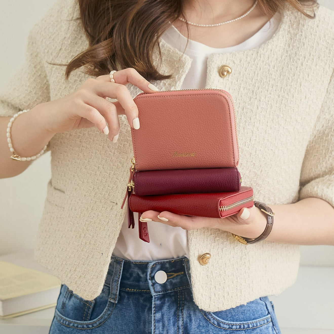 RAFFLE zip-around wallet