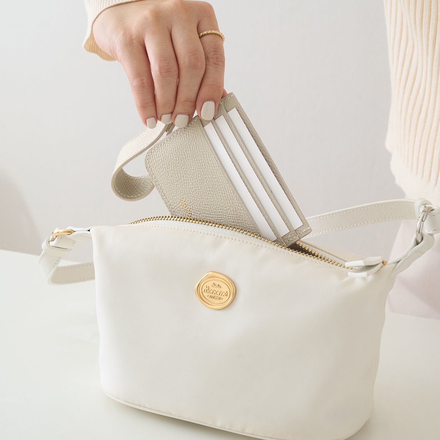 Card & Go Card holder