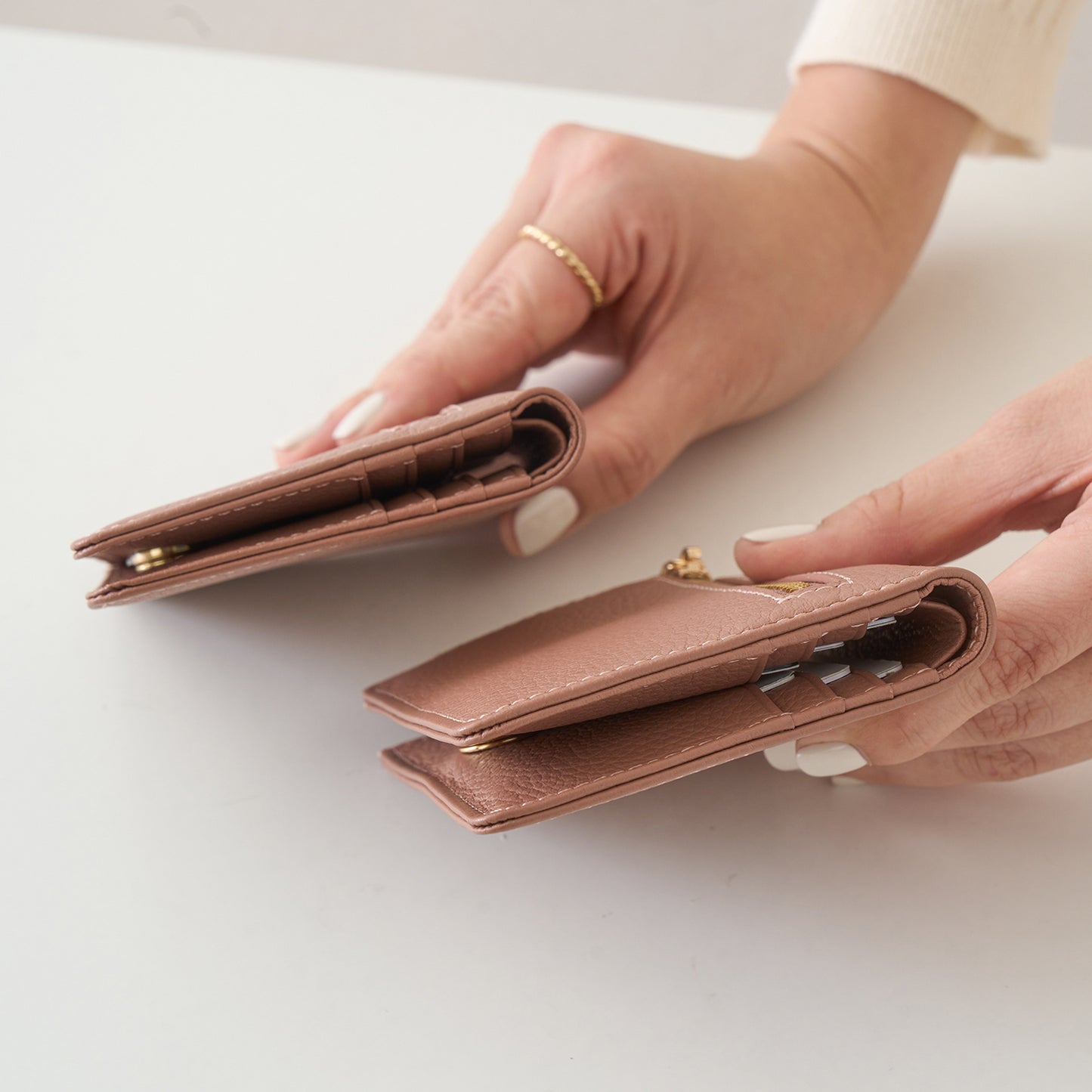 DEMI Bi-fold wallet