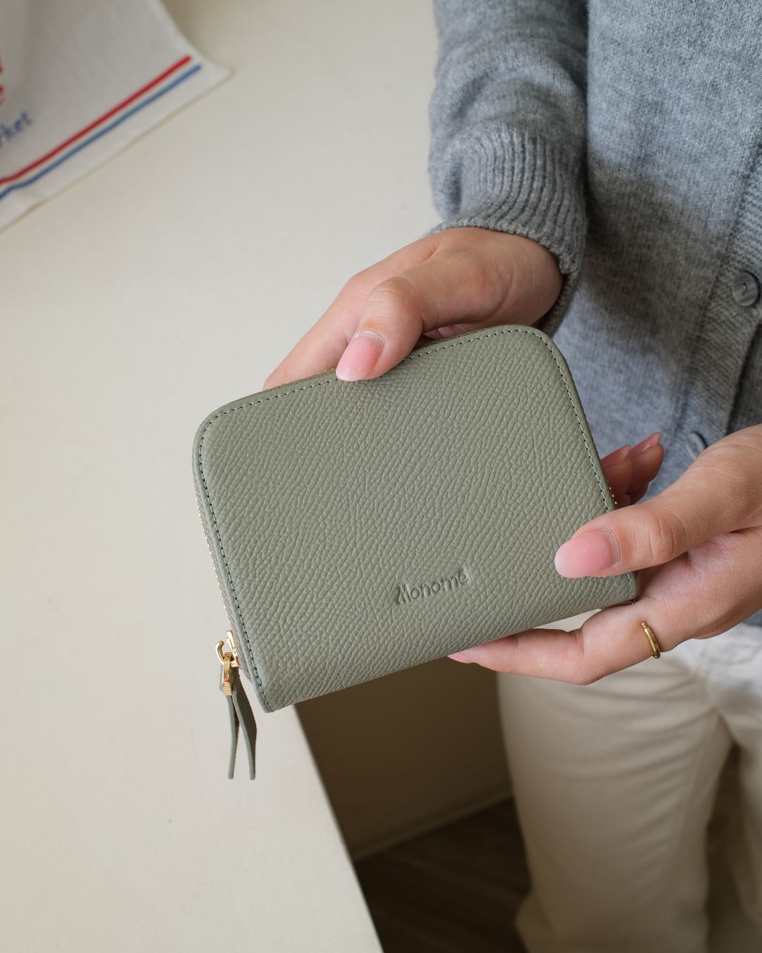RAFFLE zip-around wallet
