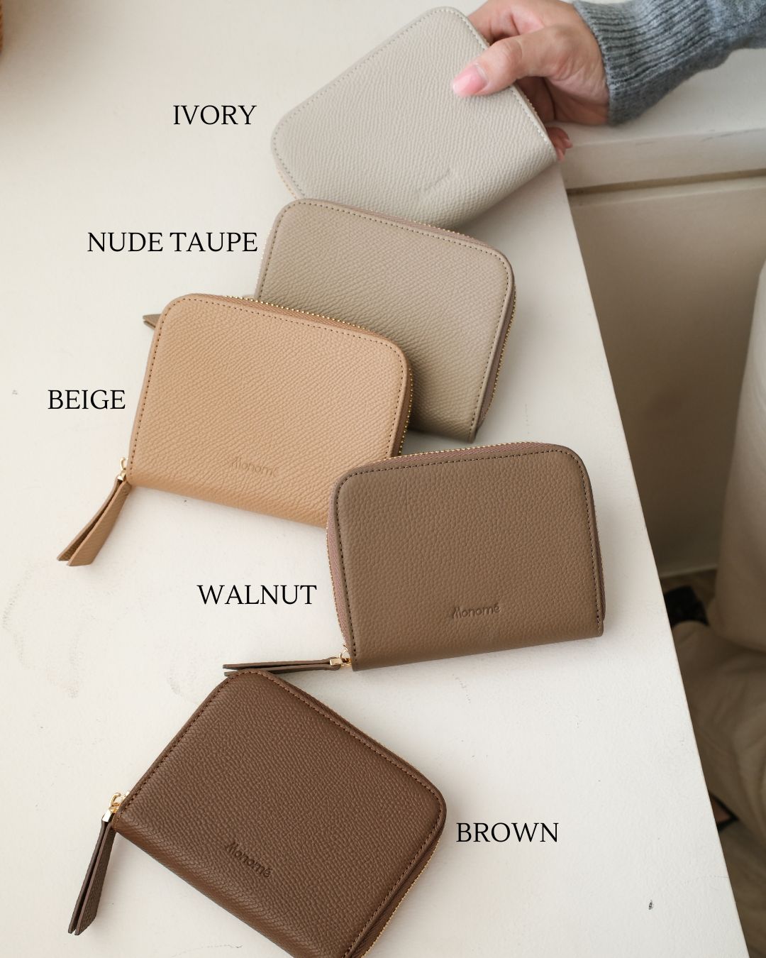 RAFFLE zip-around wallet