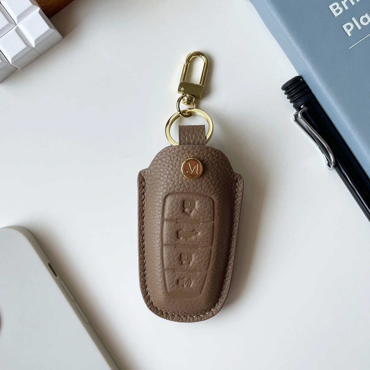 louis vuitton car key case