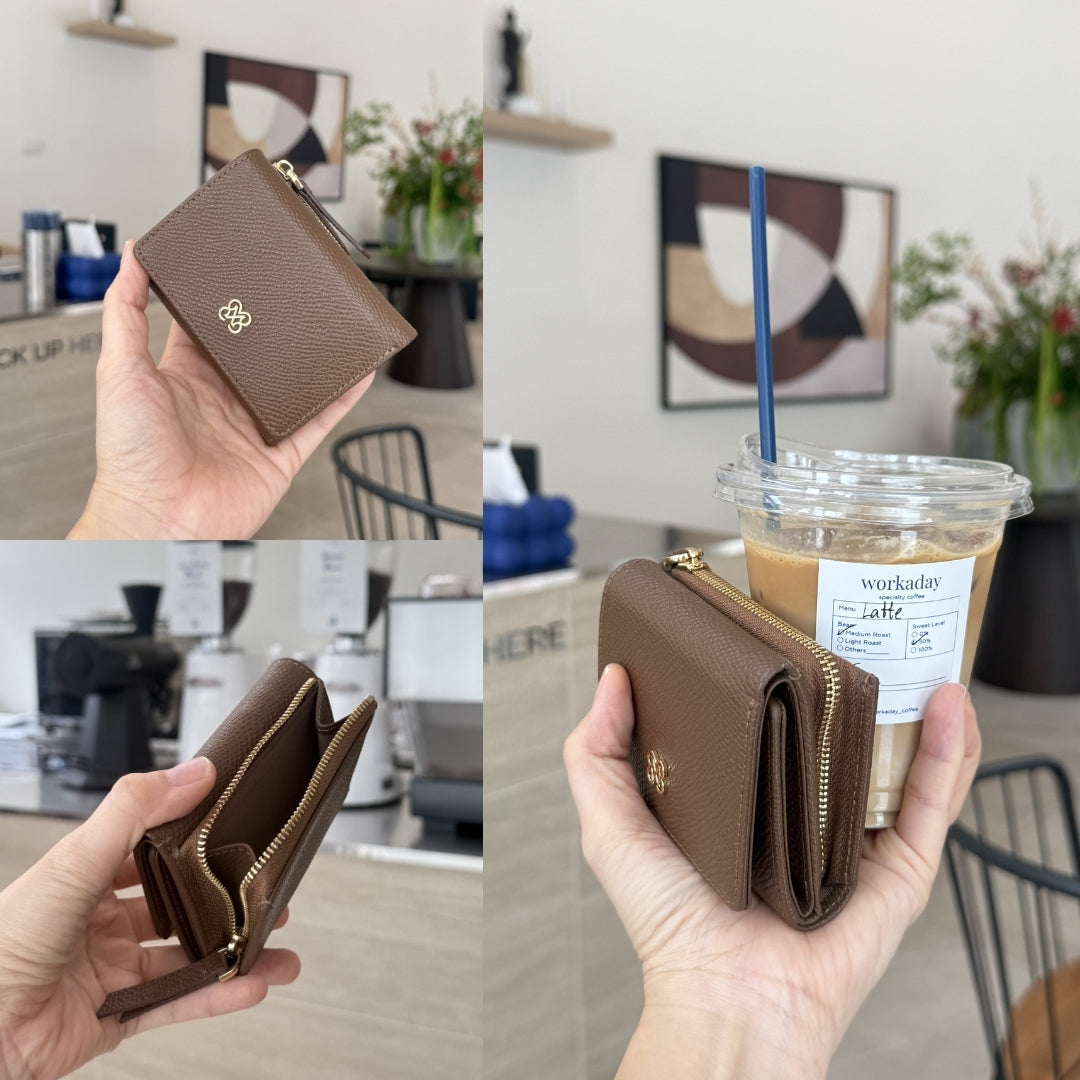 LILY Tri-fold wallet with Back zip